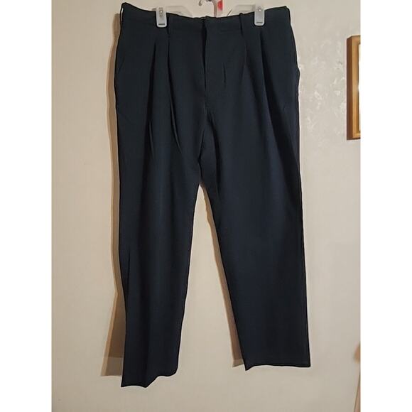 UniFirst SofTwill Work Pants Navy 38x33 Pleated Front Pockets Lightweight - Picture 1 of 9